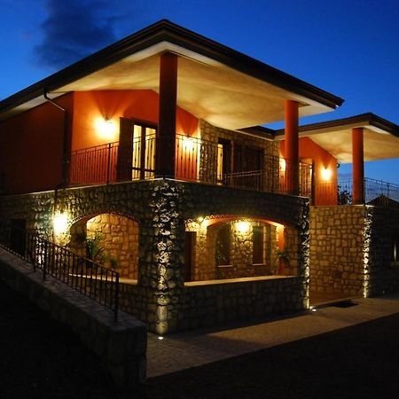 Pinus Rooms Benevento Exteriör bild