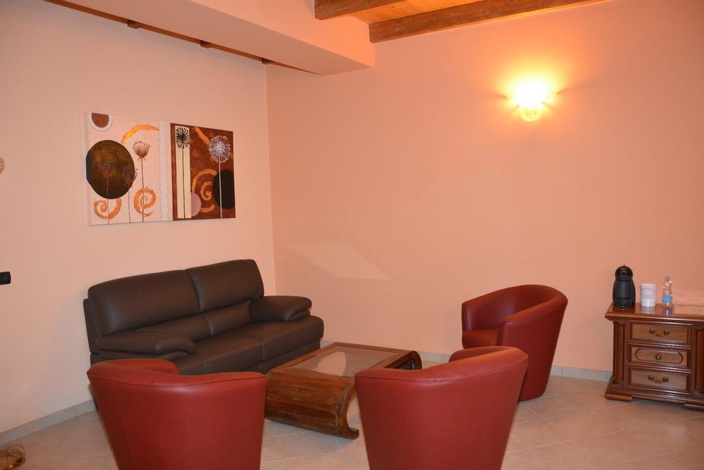 Pinus Rooms Benevento Exteriör bild