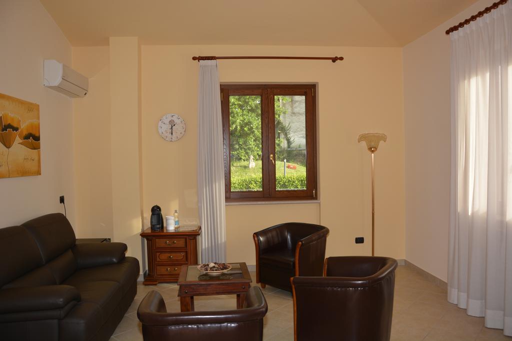 Pinus Rooms Benevento Exteriör bild